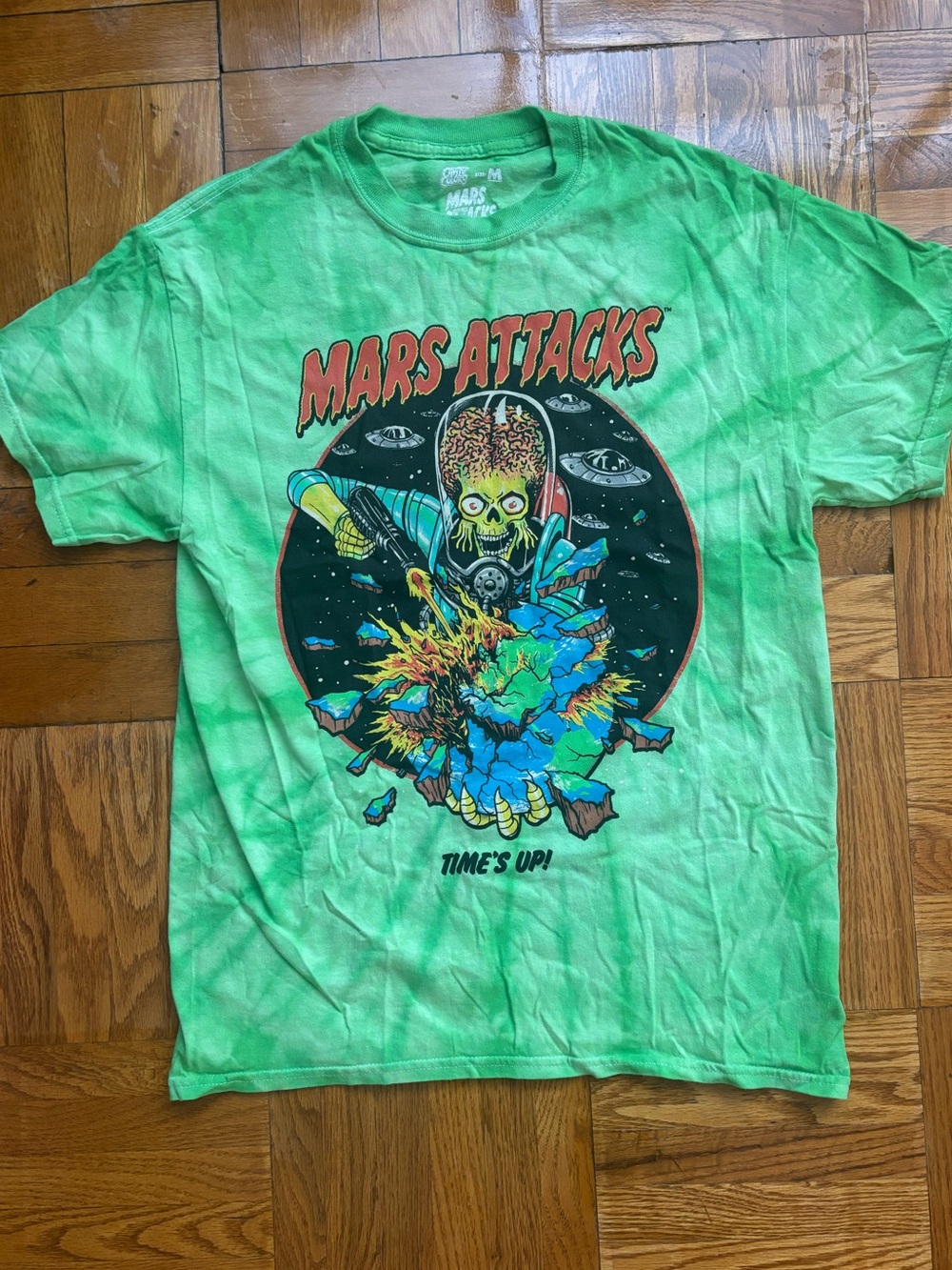 Mars Attacks Times Up Tie Dye T-Shirt Medium Horror Sci Fi | Unisex Medium - Picture 2 of 3